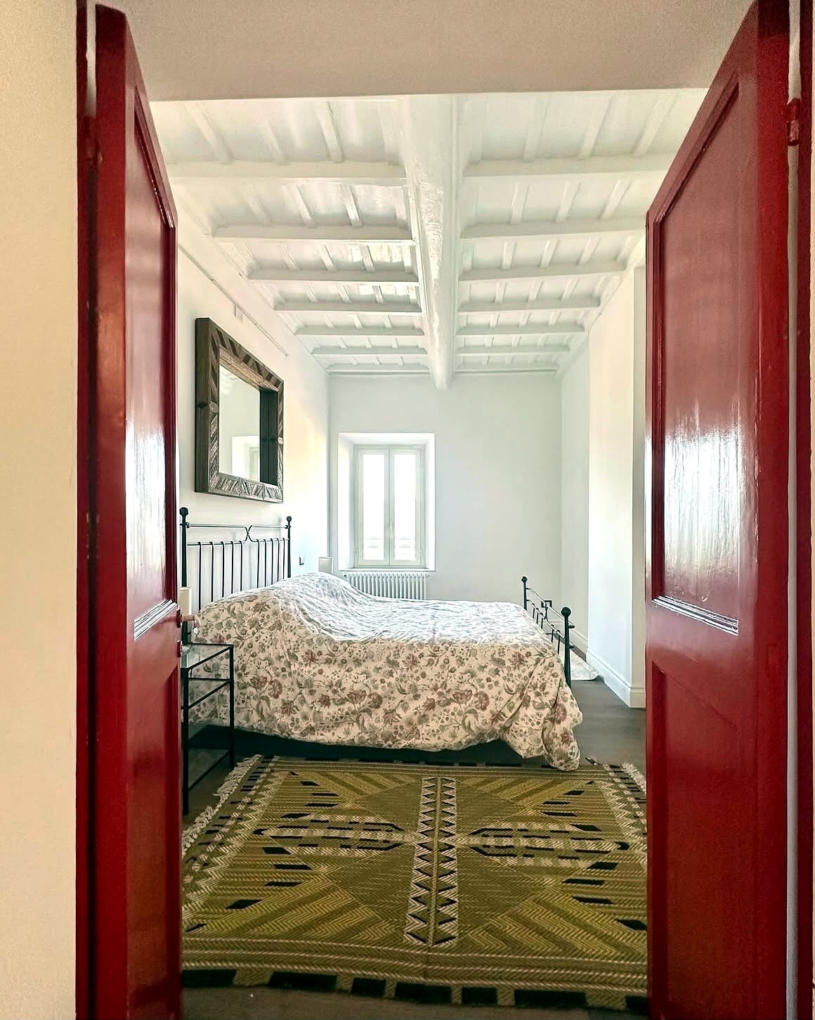 Piazza di Spagna A — bedroom